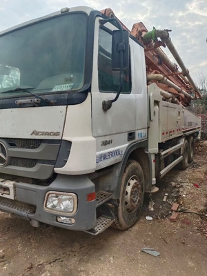 2012 ZoomLion 49M ماشین پمپ بتنی مورد استفاده در داخل شاسی بنز